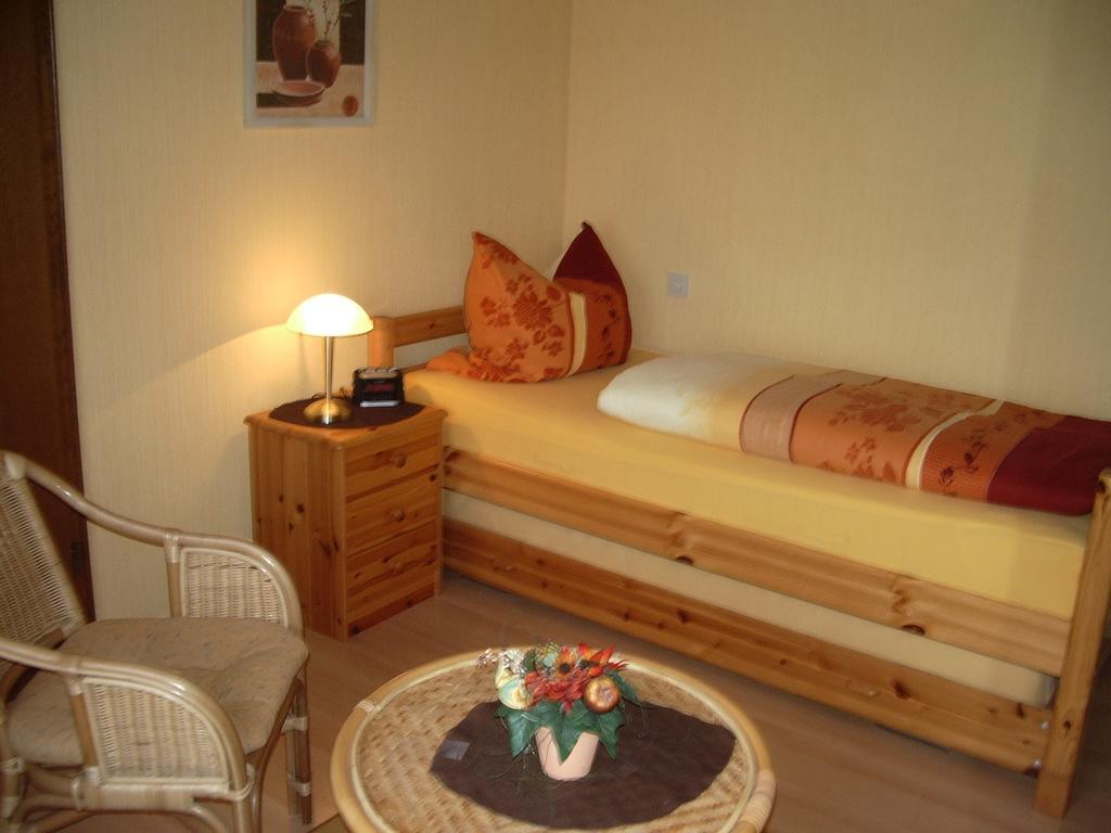 Gaestehaus Resi Hotel Zeltingen-Rachtig Værelse billede